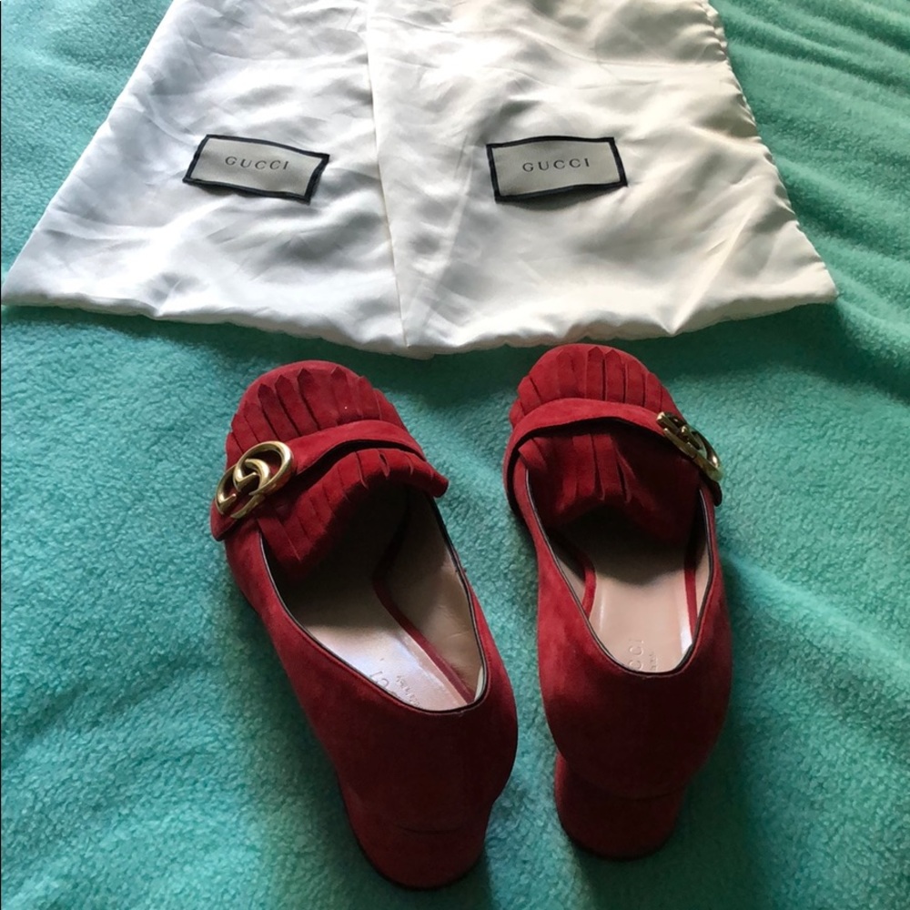 Gucci marmont suede fringe mid heel pumps